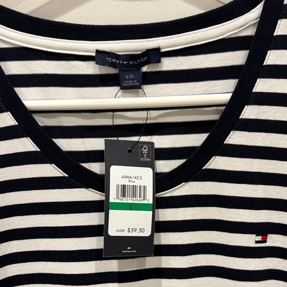Tommy Hilfiger Navy and White Striped Tee - Picture 2 of 3